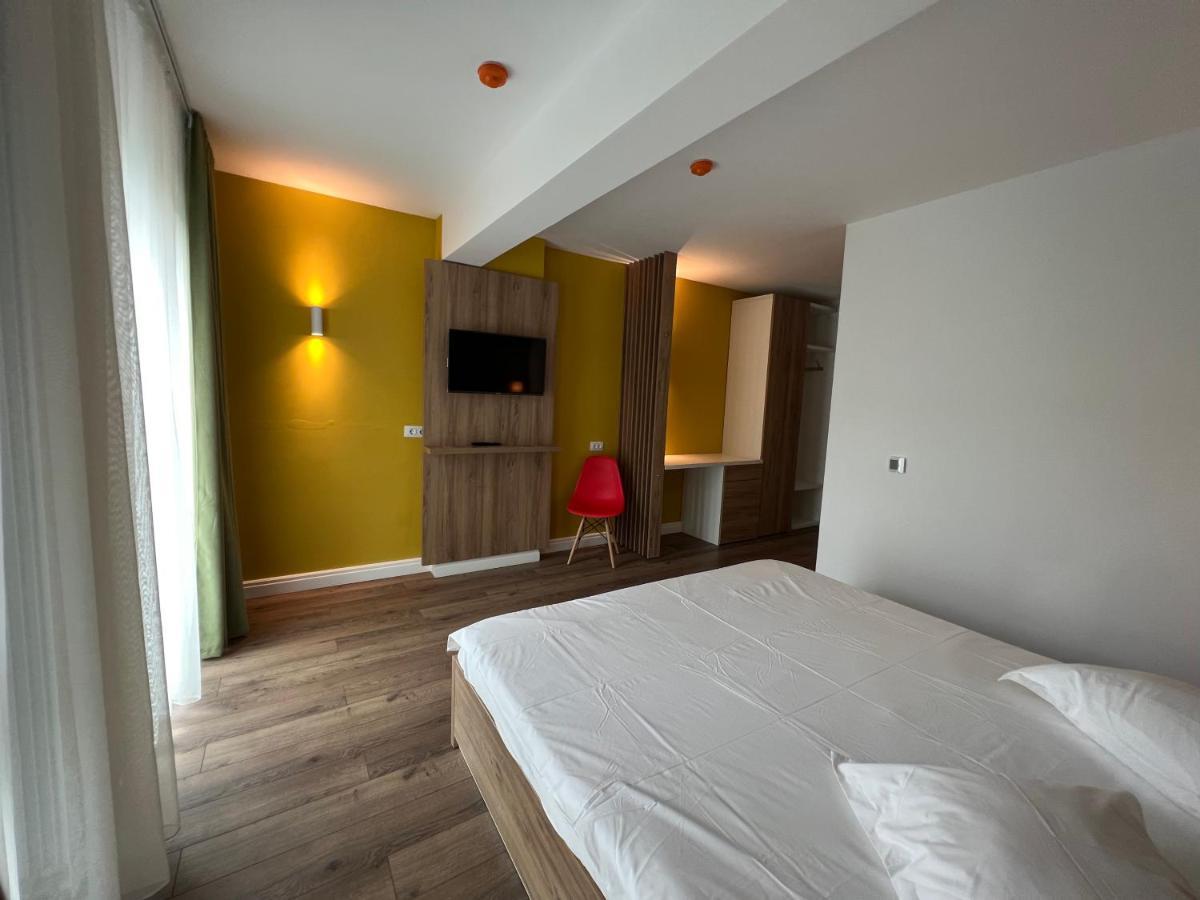 Hotel Ceramica Iasi Exterior foto