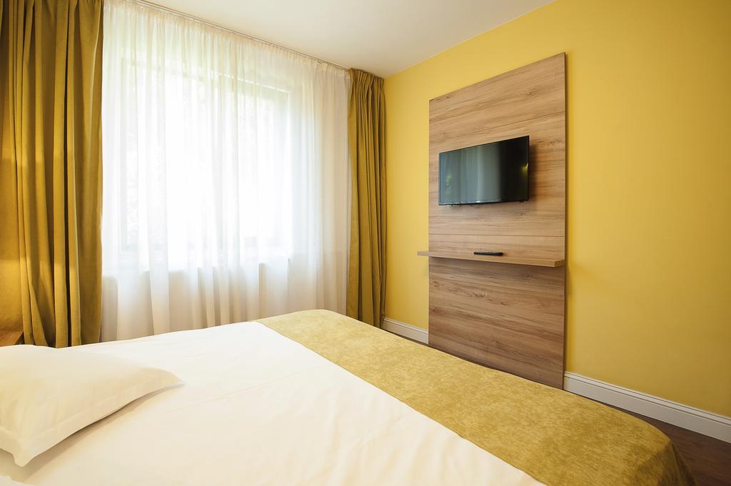 Hotel Ceramica Iasi Exterior foto