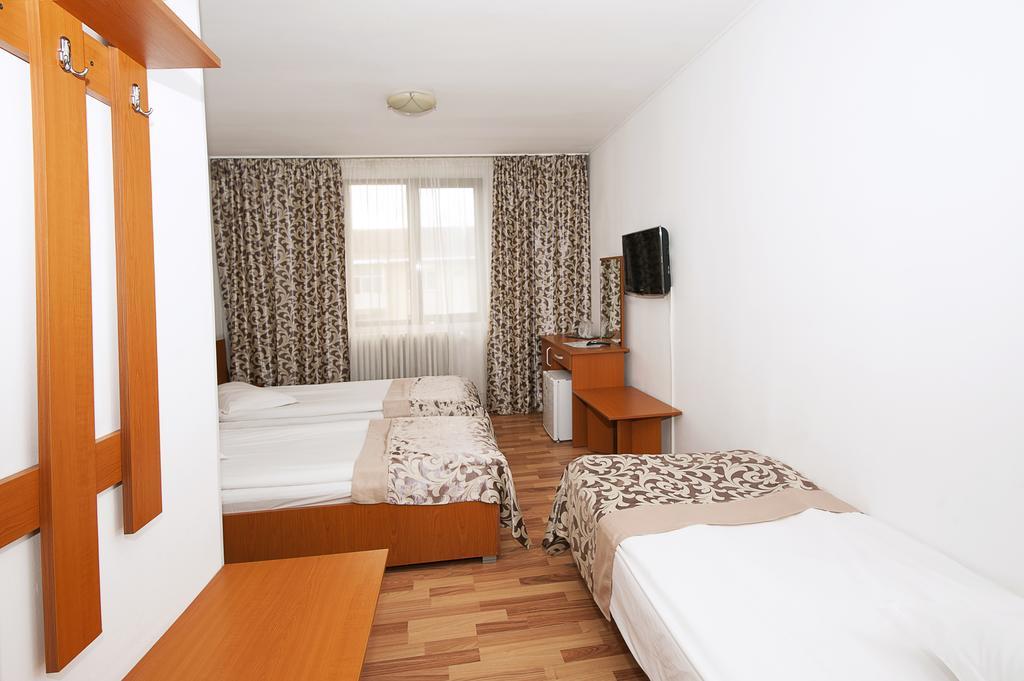 Hotel Ceramica Iasi Exterior foto