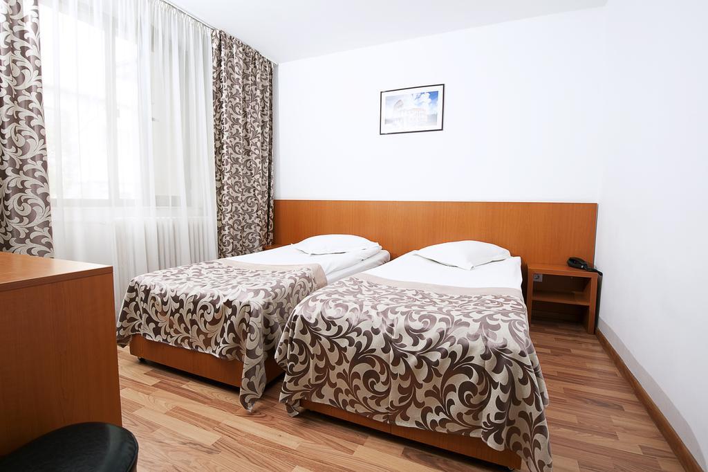 Hotel Ceramica Iasi Exterior foto
