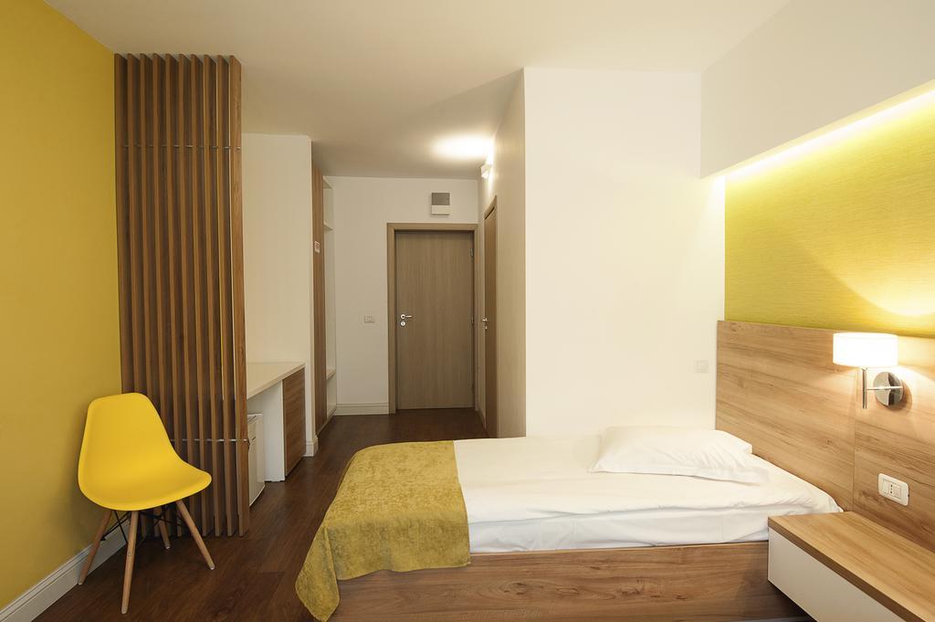 Hotel Ceramica Iasi Exterior foto