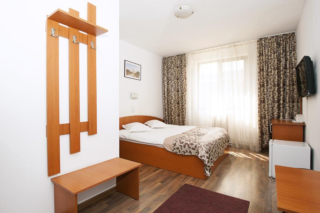 Hotel Ceramica Iasi Exterior foto