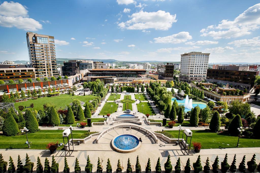 Hotel Ceramica Iasi Exterior foto